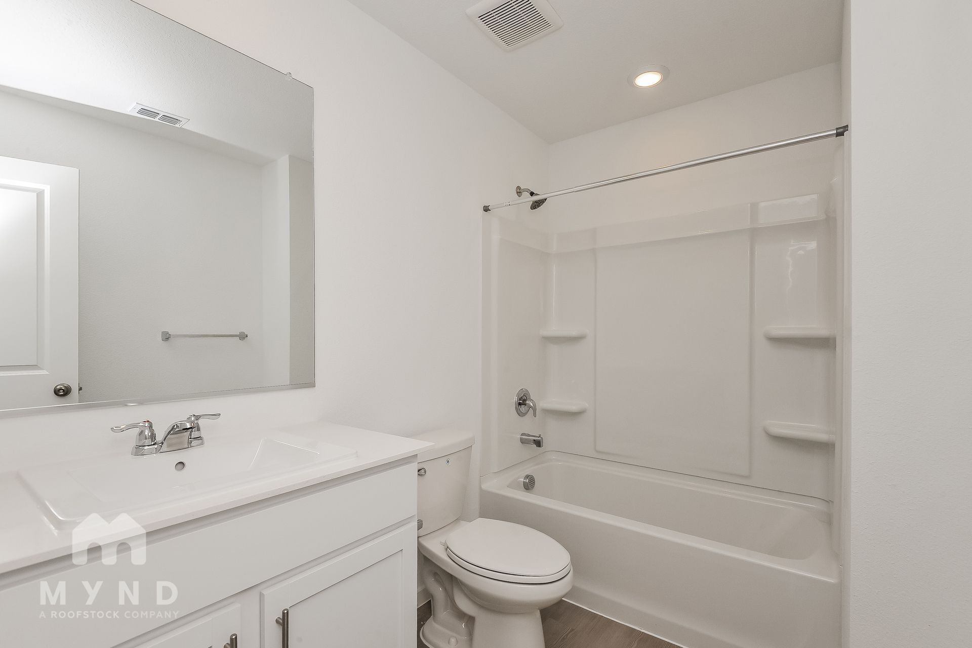 Building Photo - 2709 Mistwood Dr