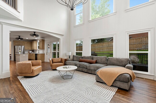 Building Photo - 4221 Willow Oak Dr