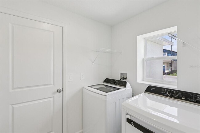 Building Photo - 3027 TOTEM Rd