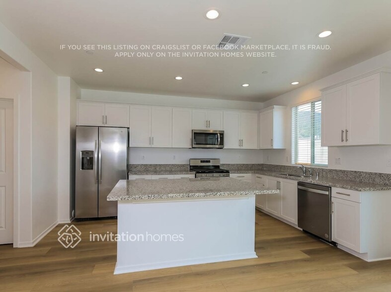 Building Photo - 27155 Goldstone Dr