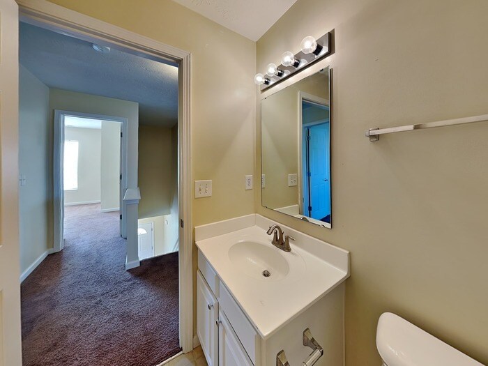 Building Photo - 10414 Bellchime Ct