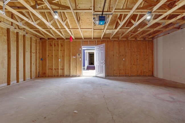 Building Photo - 1710 Avenue O