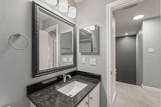 Building Photo - 25242 Boulder Bend Ln