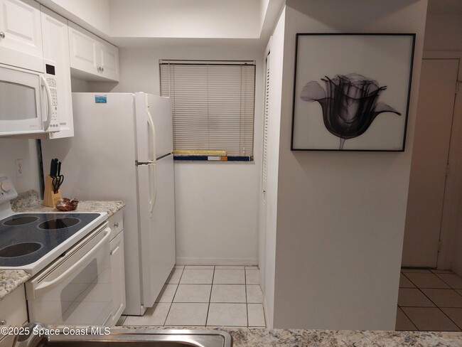Building Photo - 2989 Sir Hamilton Cir