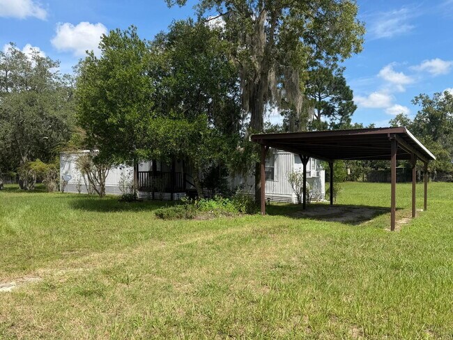 Building Photo - 10580 SW 105th Ave