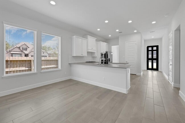 Building Photo - 15835 Bird of Paradise Dr