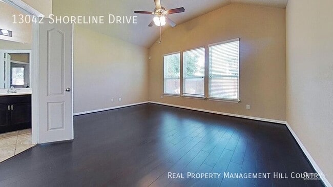 Building Photo - 13042 Shoreline Dr