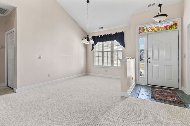 Building Photo - Sand Ridge Home