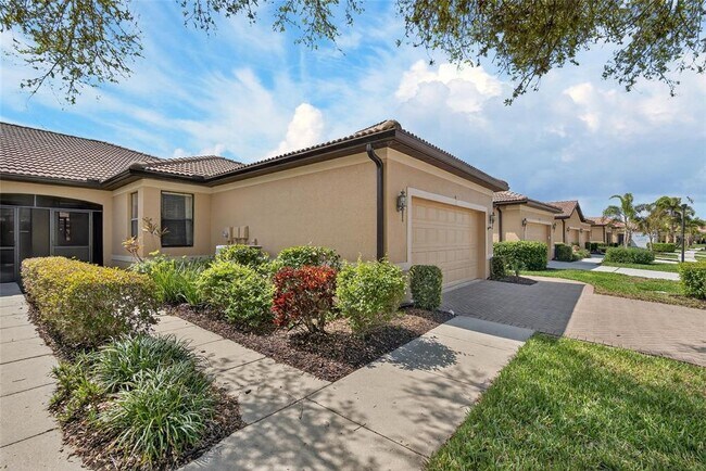 Building Photo - 210 Shell Falls Dr