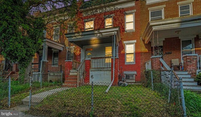 Building Photo - 409 Edgewood St