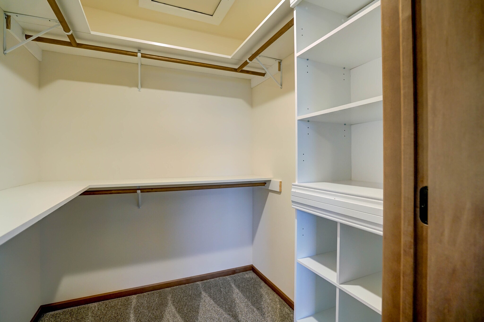 Building Photo - 440 Odyssey Ct