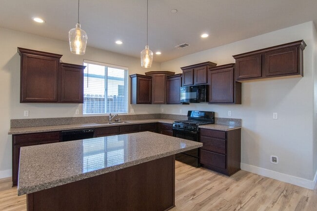 Building Photo - 6053 Fallworth Dr