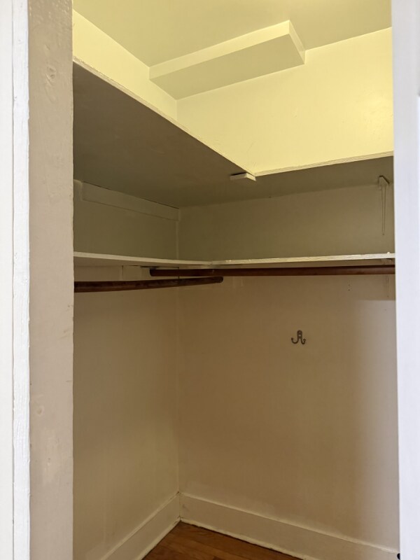 Building Photo - 5031 N Harding Ave