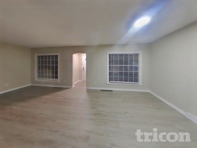 Building Photo - 3910 Scott Ave N