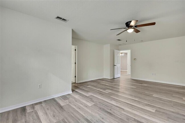 Building Photo - 12052 Jade Ave