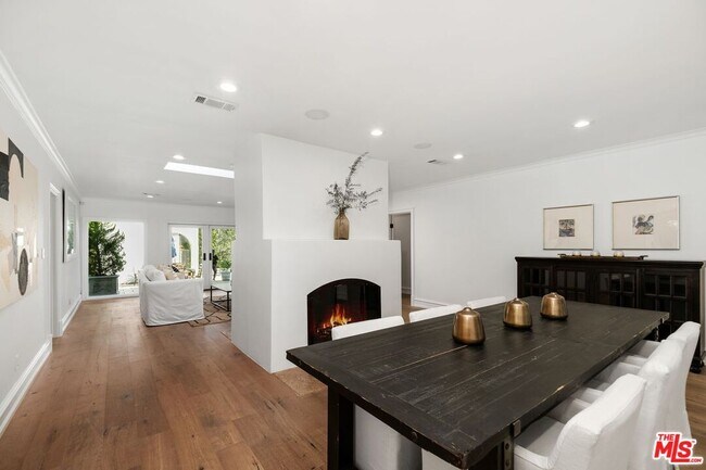 Building Photo - 514 Walden Dr