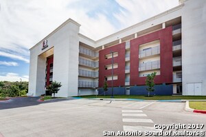 Building Photo - 17902 La Cantera Pkwy