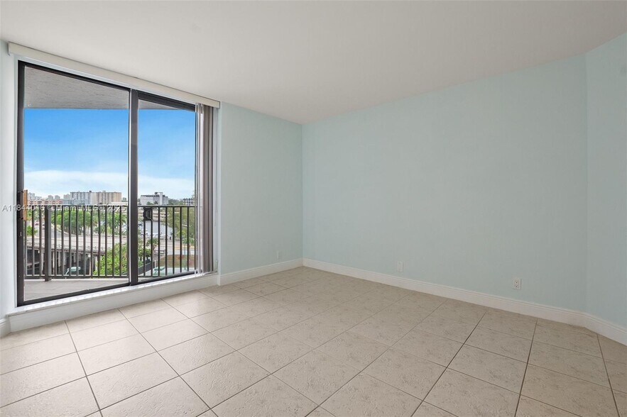 Building Photo - 300 Three Islands Blvd