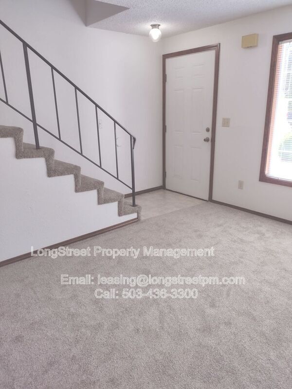 Building Photo - 1781 SE Lilly Pl