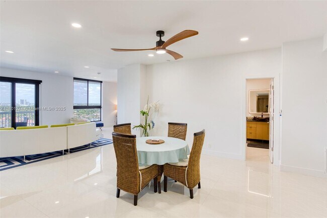 Building Photo - 1500 S Ocean Dr