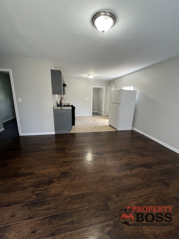 Building Photo - 4232 20th Pl