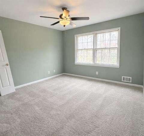 Building Photo - 4093 Hideaway Dr