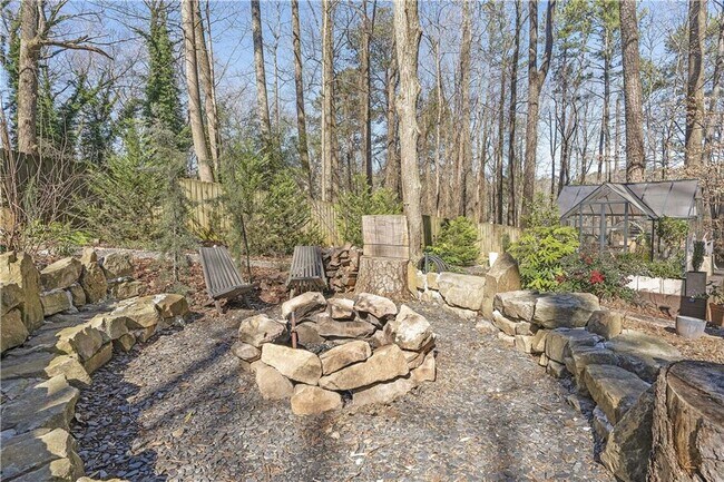 Building Photo - 3102 Alston Dr
