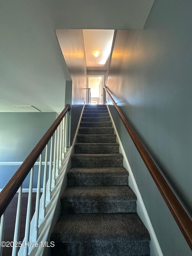 Building Photo - 509 Blue Angel Ct