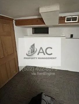 Building Photo - 900 Beecher St