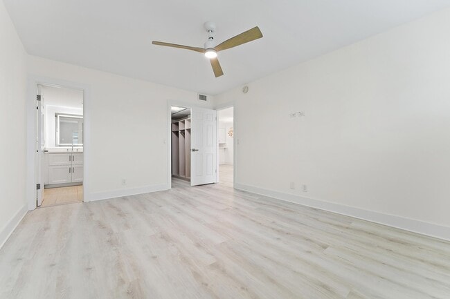 Building Photo - 29 Yacht Club Dr