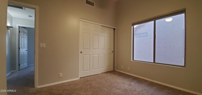 Building Photo - 4117 W Menadota Dr