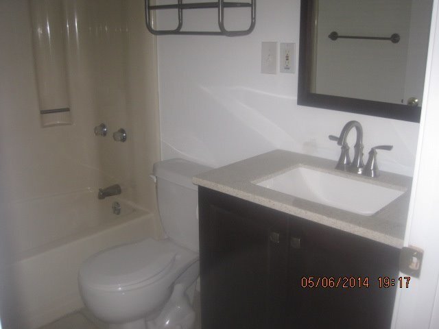 Building Photo - Three Bedroom Two Bath Rancher in the heart of Teays Valley