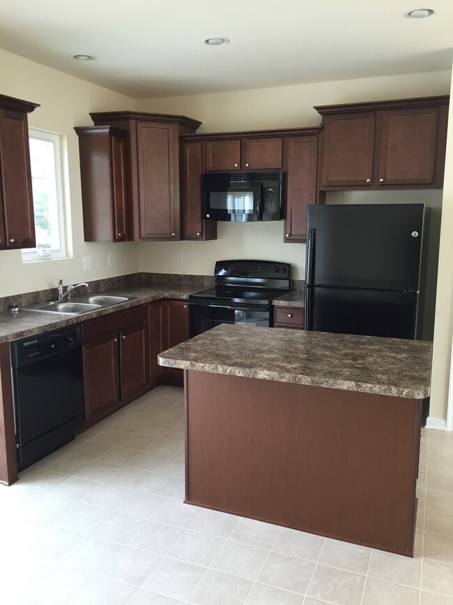 Kitchen - 20902 Brunswick Ln