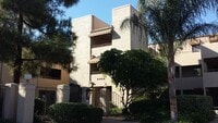 Building Photo - 2 BR / 2 BA Condo with Spectacular Views Near Patrick Henry High School