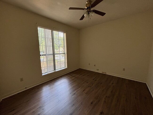 Building Photo - 1132 Eagle Cir