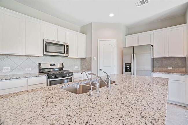 Building Photo - 24315 Winchelsea Ln
