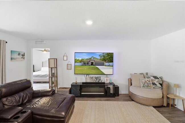 Building Photo - 8361 N Elkcam Blvd