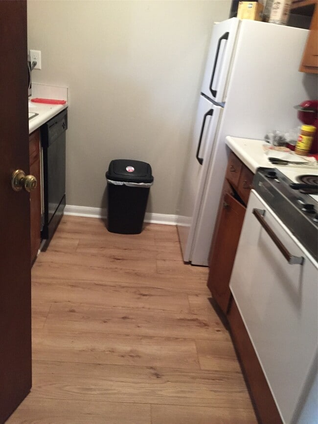 Building Photo - 1500 Woodhead St