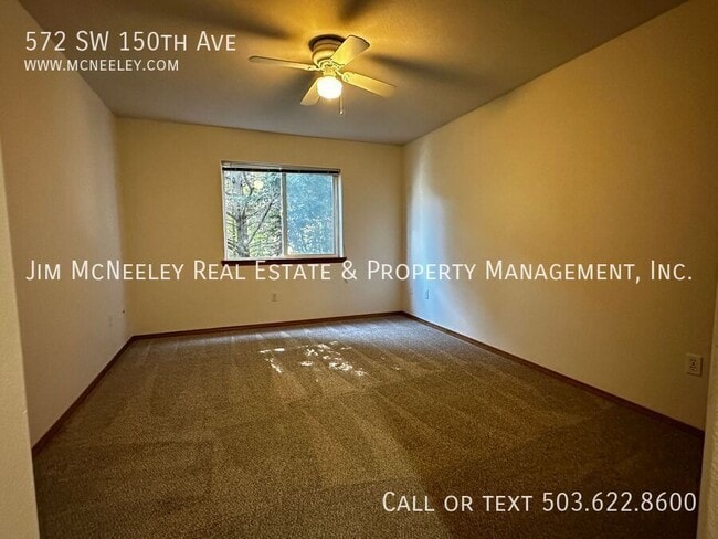 Building Photo - 572 SW 150th Ave