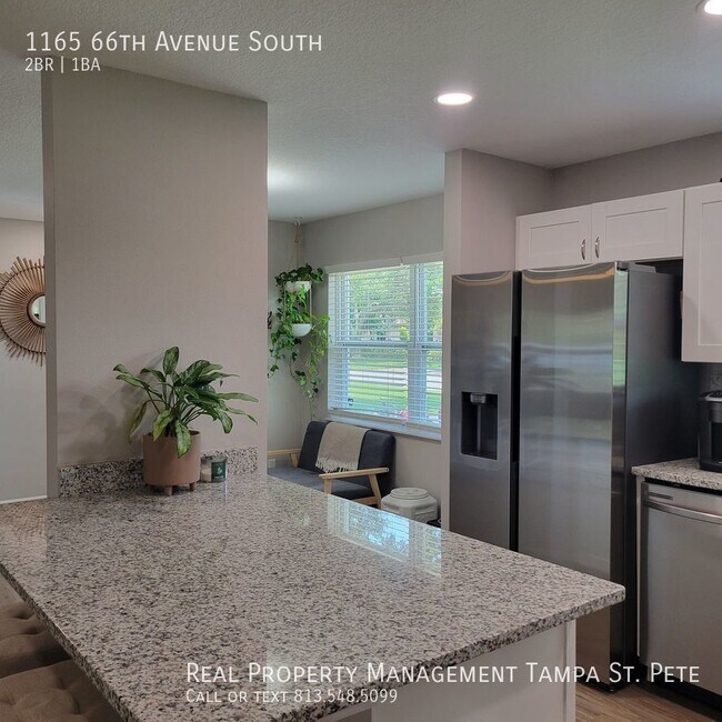 Building Photo - OUTSTANDING ST PETERSBURG POOL HOME AVAILA...