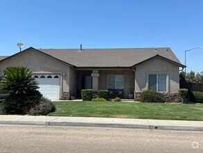 Building Photo - 623 W Meadow Ln