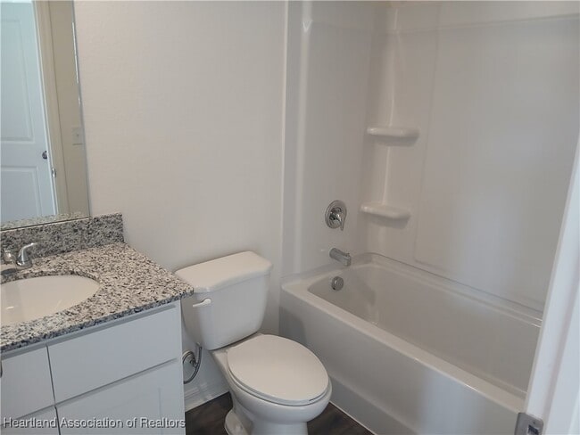 Building Photo - 1301 Stone Ridge Cir