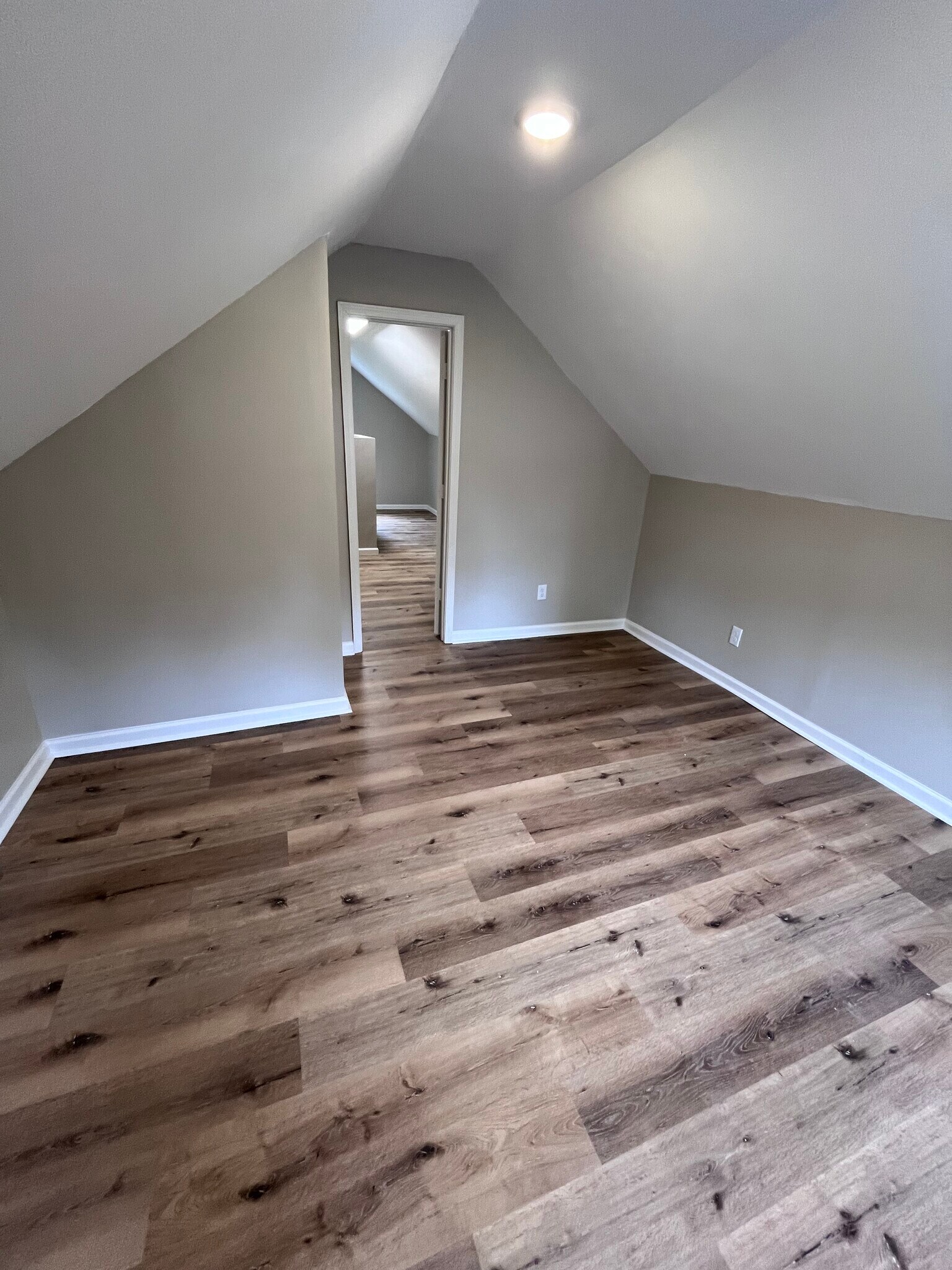 2nd Floor Bedroom - 2415 Lindbergh Dr