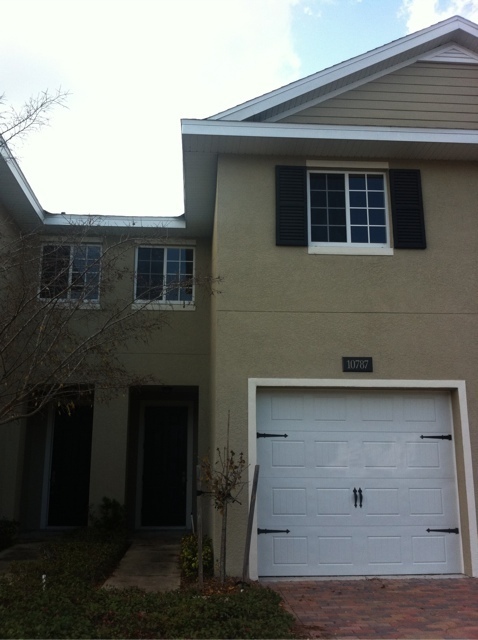 Building Photo - SPACIOUS 3 BEDS TOWNHOUSE CLOSE TO DOWNTOWN!!