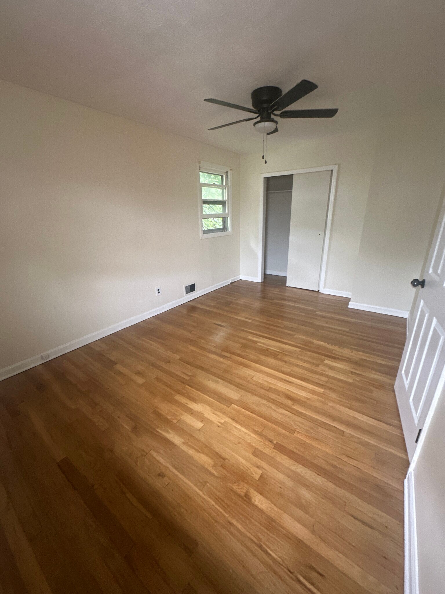 2nd Bedroom - 144 Telford St