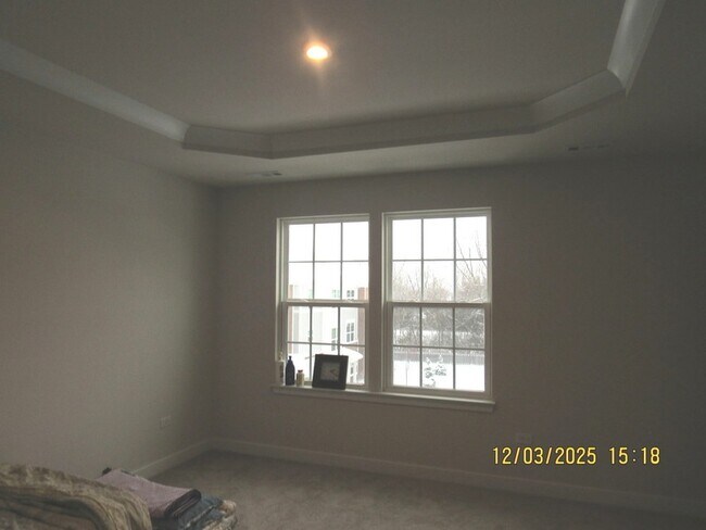 Building Photo - 155 Canterbury Way