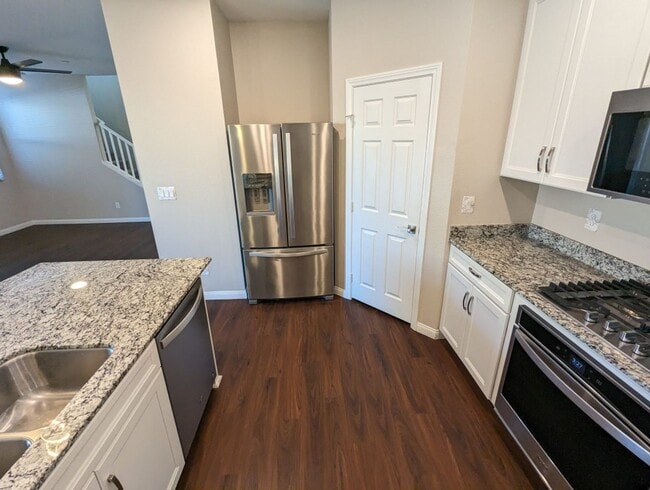 Building Photo - 3518 Montepulciano Ln