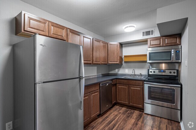 1BR, 1BA - 700SF - Calatrava Flats