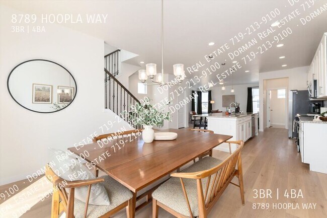 Building Photo - 8789 Hoopla Way
