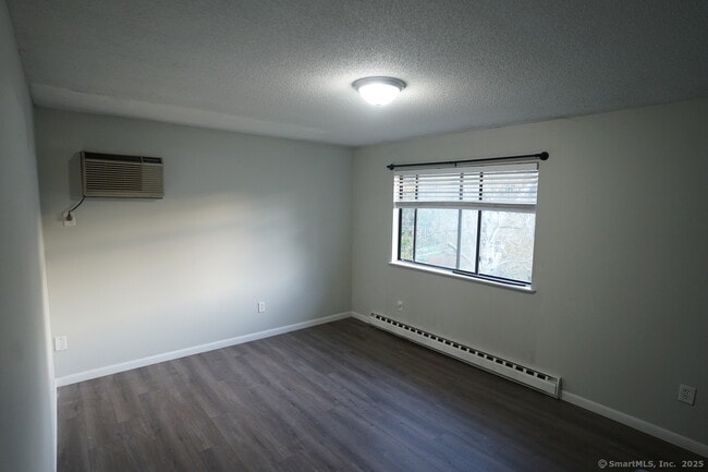 Building Photo - 188 Moreland Ave